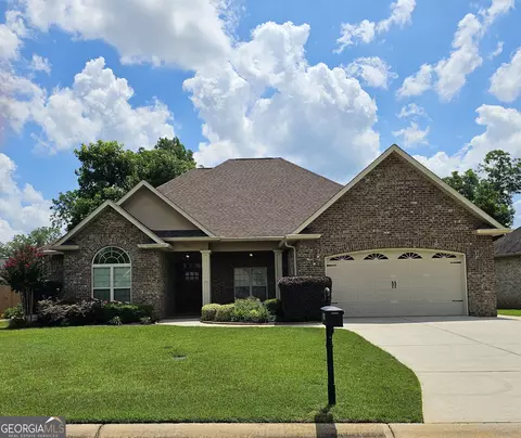 303 Norfolk Cir, Warner Robins, GA 31088
