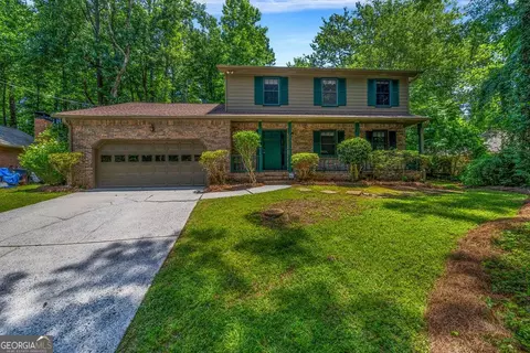 2775 Doaks Run Ct, Tucker, GA 30084