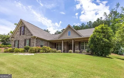 62 Mallie Dr, Forsyth, GA 31029