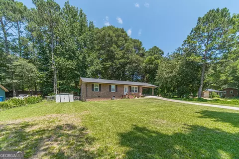 140 E Wright St, Winder, GA 30680 photo 32