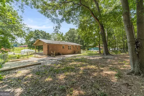 140 E Wright St, Winder, GA 30680 photo 25