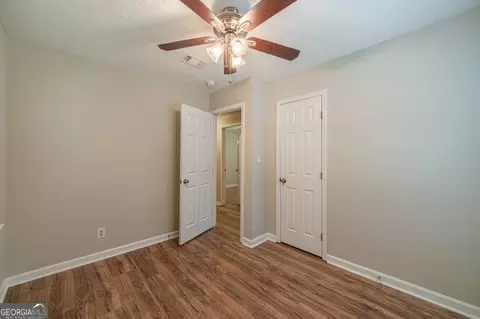140 E Wright St, Winder, GA 30680 photo 19