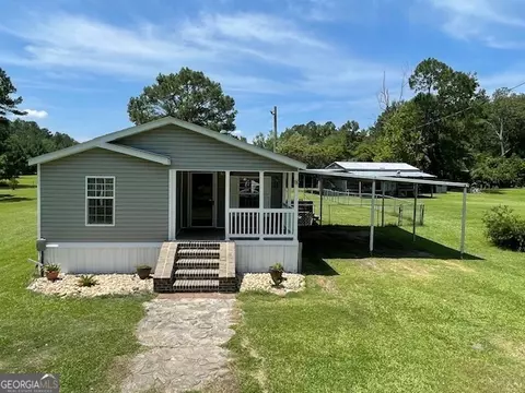 1279 Sand Hill Rd, Brooklet, GA 30415