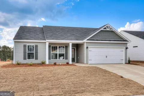 182 Rogers Rd, Pembroke, GA 31321