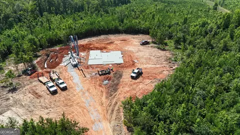 577 Silver Dollar Rd, Barnesville, GA 30204