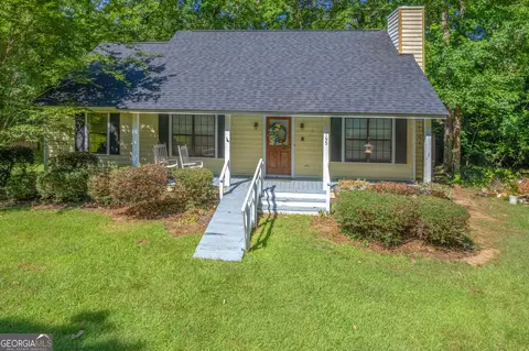 195 N Lake Dr, Sandersville, GA 31082