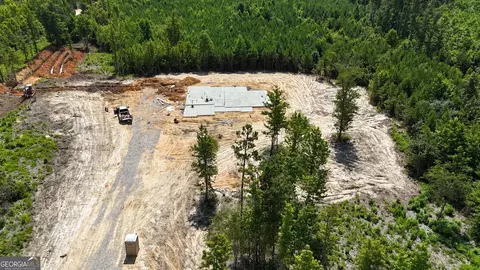 589 Silver Dollar Rd, Barnesville, GA 30204