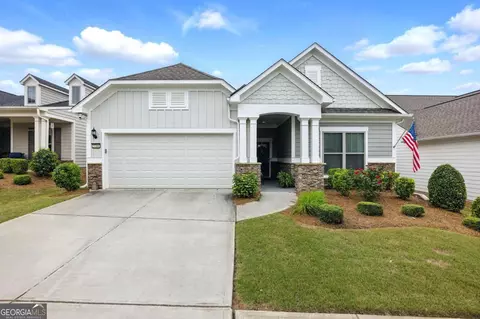 5744 Cypress Bluff Ln, Hoschton, GA 30548