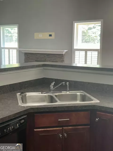 Kitchen - 305 Lola St, Colbert, GA 30628 photo 1 of 1