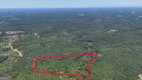 9 Emmaus Dr, Elberton, GA 30635