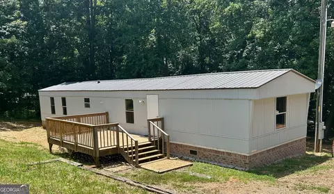 150 Cherrywood Trl, Cleveland, GA 30528
