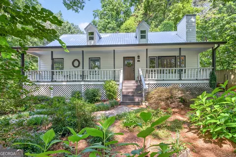 3515 Chattahoochee Rd, Cumming, GA 30041