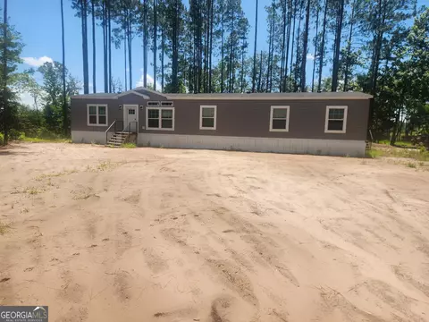 244 White Oak Creek Dr, White Oak, GA 31568