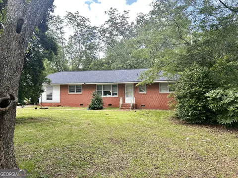 1106 Knoxville St, Fort Valley, GA 31030
