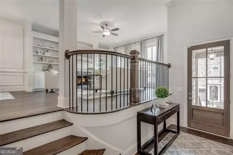 Entry Way - 3450 Commander Cv, Suwanee, GA 30024 photo 1 of 5