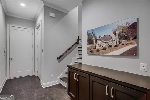 Entry Way - 3450 Commander Cv, Suwanee, GA 30024 photo 5 of 5