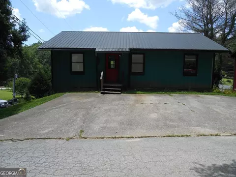 5 W Pine Crest Dr, Clayton, GA 30525