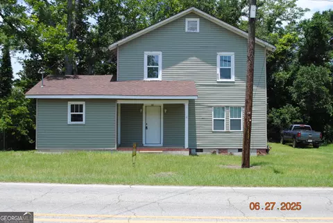 532 Calhoun St, Swainsboro, GA 30401
