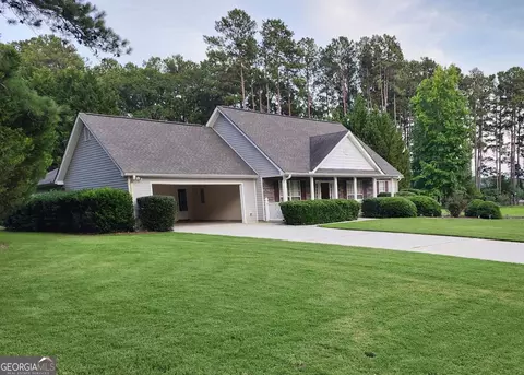 211 Raventree Ln, Griffin, GA 30224
