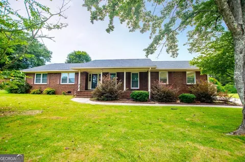 45 Alvin Dr, Carrollton, GA 30117