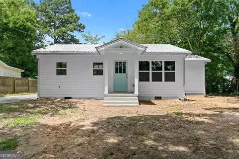 5233 Groovers Landing Rd SE, Acworth, GA 30101