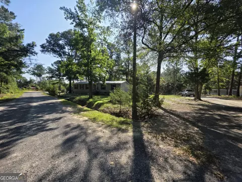 2940 Iris Lowery Loop, Cadwell, GA 31009