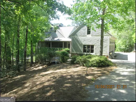 1050 Jernigans Blf, Greensboro, GA 30642
