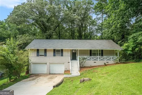 4442 Cedar Ridge Trl, Stone Mountain, GA 30083