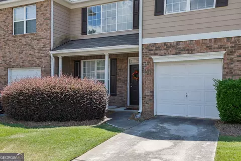 113 Oak Green Dr, Lawrenceville, GA 30044