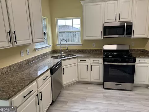 4199 Elderberry Dr NW, Acworth, GA 30101