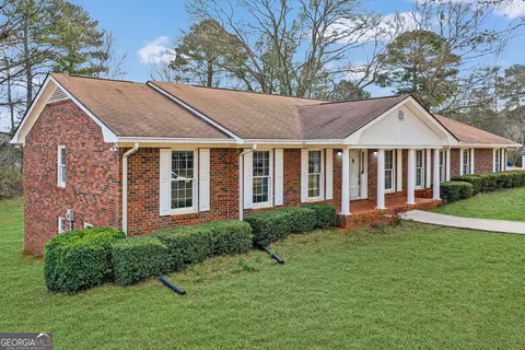 210 Heritage Cir, Mcdonough, GA 30253
