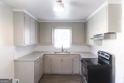 Kitchen - 311 Colquitt St, Lagrange, GA 30241 photo 2 of 4