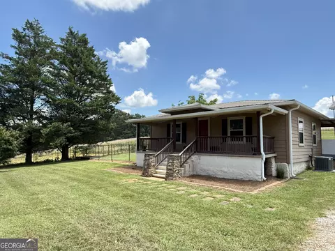 1092 May White Rd, Cleveland, GA 30528