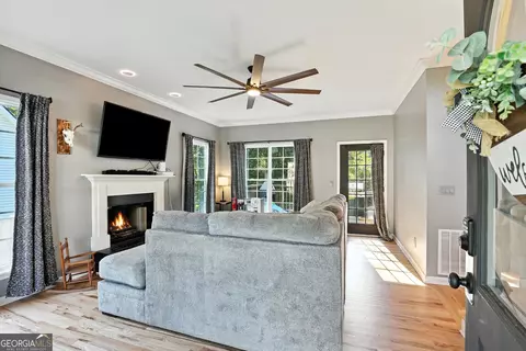Entry Way - 67 Woodlawn Dr, Toccoa, GA 30577 photo 1 of 3