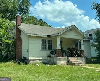 1206 7th St S, Lanett, AL 36863