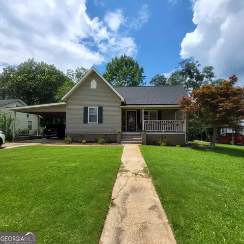 515 Bailey St, Valley, AL 36854