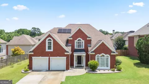 3735 Turnbury Oaks Dr, Peachtree Corners, GA 30096