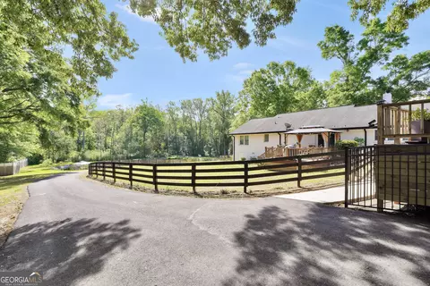 Exterior - 701 Mask Rd, Brooks, GA 30205 photo 8 of 18