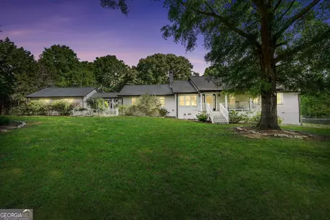 701 Mask Rd, Brooks, GA 30205