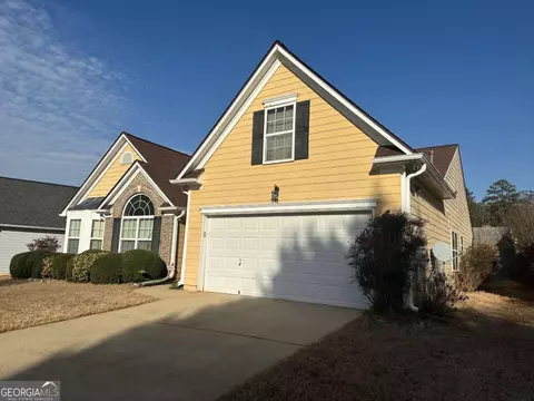 1060 S Creek Dr, Villa Rica, GA 30180