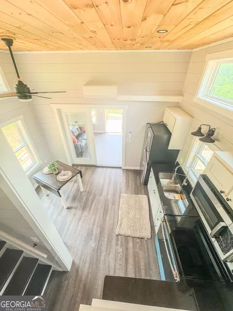 Kitchen - 527 Saunders Rd #LOT 4, Franklin, NC 28734 photo 2 of 2