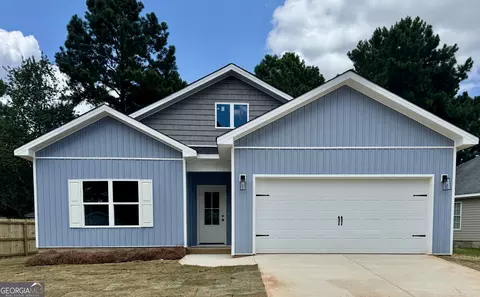 205 Laurel Woods Dr, Warner Robins, GA 31088