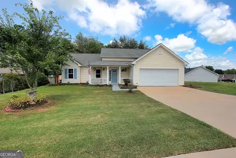 109 Calico Loop, Grantville, GA 30220
