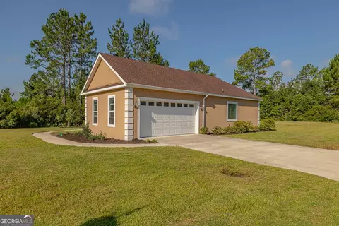Exterior - 127 Huron Loop, Brunswick, GA 31523 photo 6 of 10