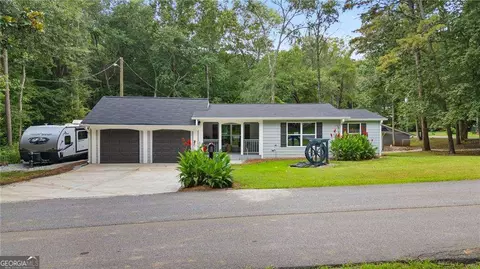 192 Hoke St, Maysville, GA 30558