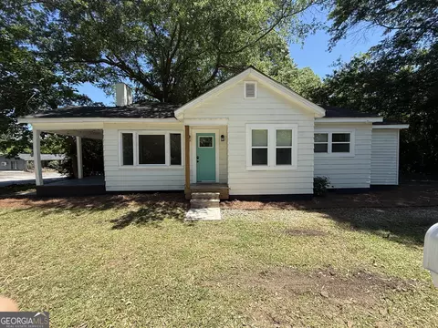 61 Fair St, Newnan, GA 30263