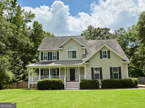 60 Grange Ct, Sharpsburg, GA 30277