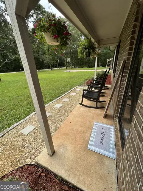Exterior - 133 Robert Taylor Rd, Lagrange, GA 30240 photo 3 of 10