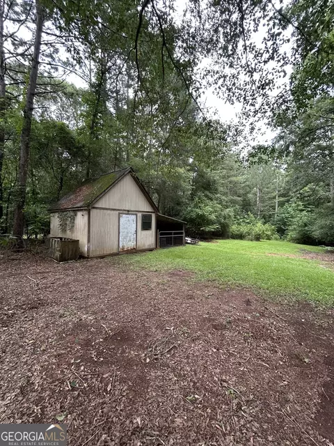 Exterior - 133 Robert Taylor Rd, Lagrange, GA 30240 photo 10 of 10
