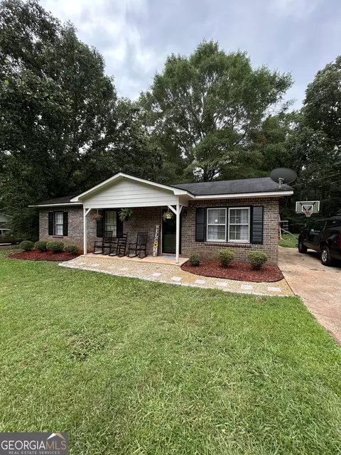 133 Robert Taylor Rd, Lagrange, GA 30240